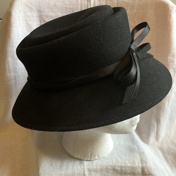 Women’s 100% Wool Handmade Hat. - Picture 4 of 8